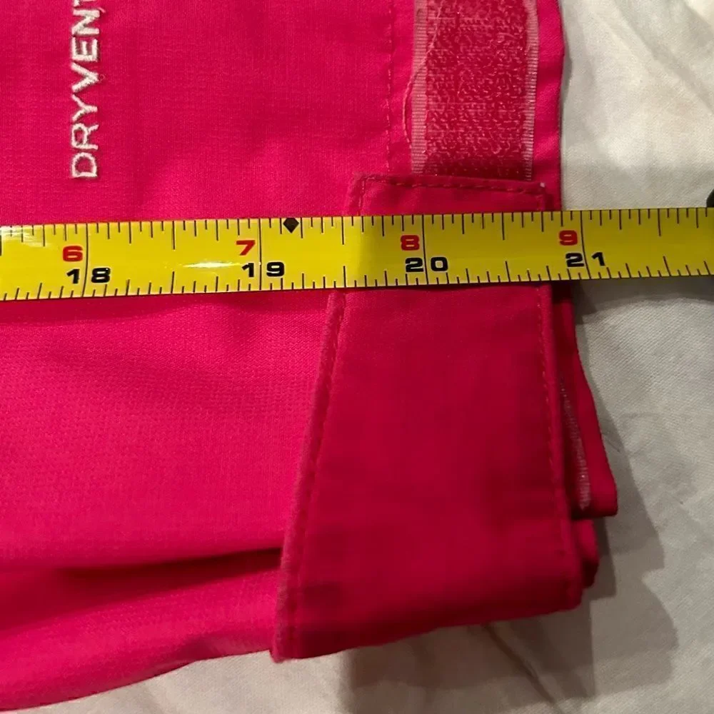 North Face girls Dryvent jacket dark pink medium 10/12 GUC